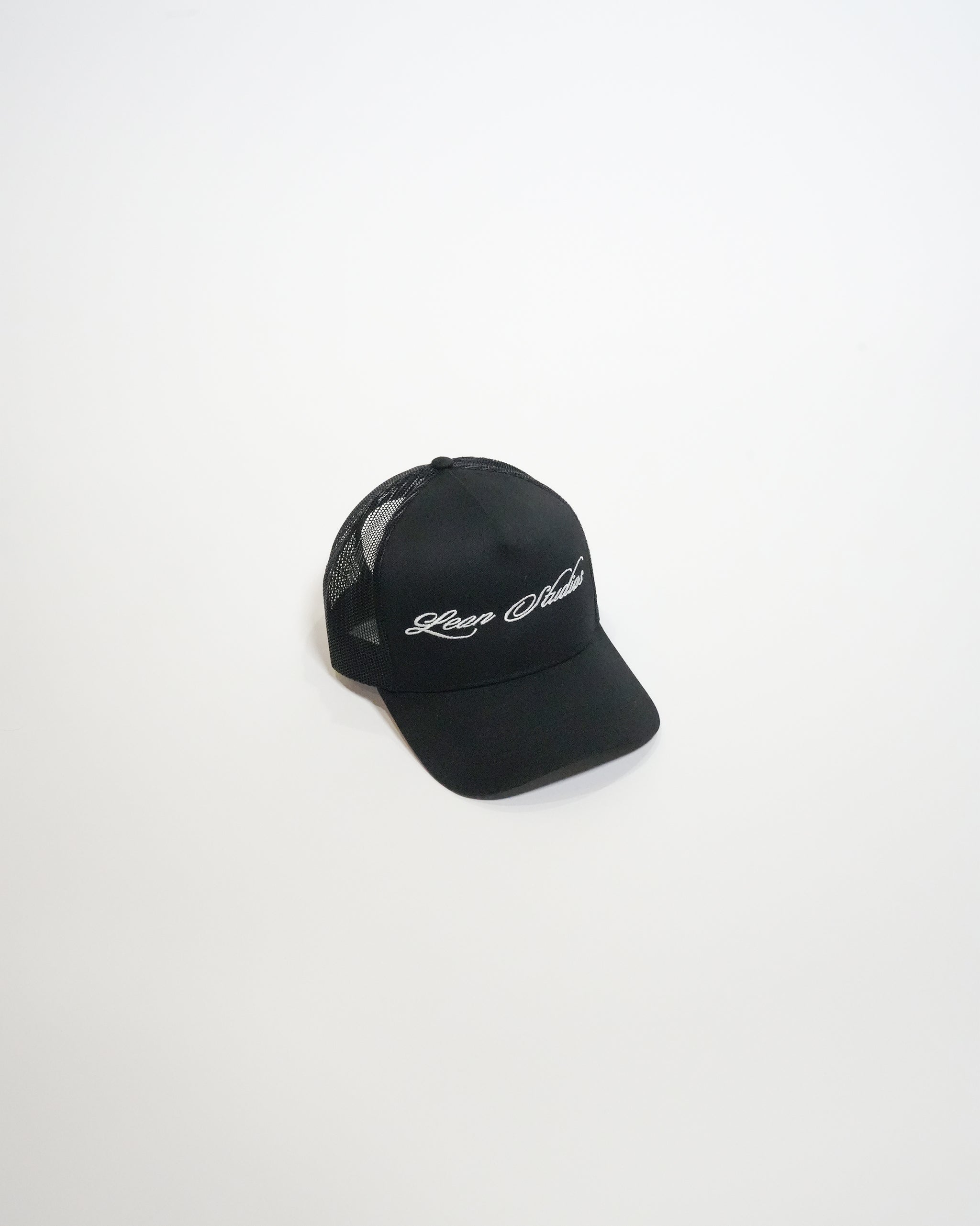 SCRIPT LOGO HAT